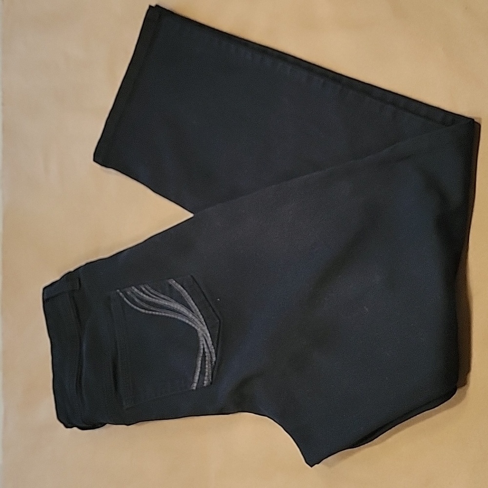 Style & Co. Size 12 S Black Straight Leg Jeans, Excellent, Like New Condition